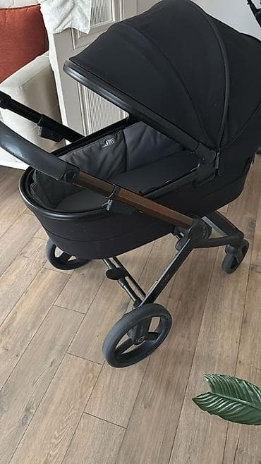 Детская коляска Anex б/у Коляска люлька без багажника и прогулки