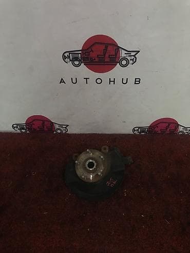 Передняя правая Ступица Honda 2002 г., Б/у, Оригинал, Япония