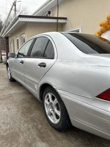 крыло на w210: Mercedes-Benz C-Class: 2001 г., 2 л, Механика, Газ, Седан — 9