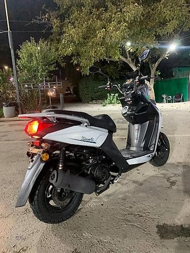 Скутеры: ОБМЕН НА СКОТИНУ ТЕЛКУ КОРОВУ Скутер 50/125 см³ (по внешнему виду — 2