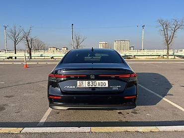 Honda Accord: 2025 г., 1.5 л, Автомат, Бензин, Седан