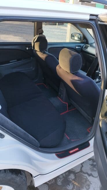 распочка авто: Toyota Caldina: 2000 г., 2 л, Автомат, Бензиновая, Универсал — 14