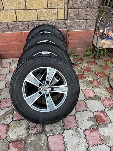 Колеса в сборе 285 / 60 / R 18, Зимняя шипованная, Комплект, Внедорожные (АТ/МТ), Литые, отверстий - 5