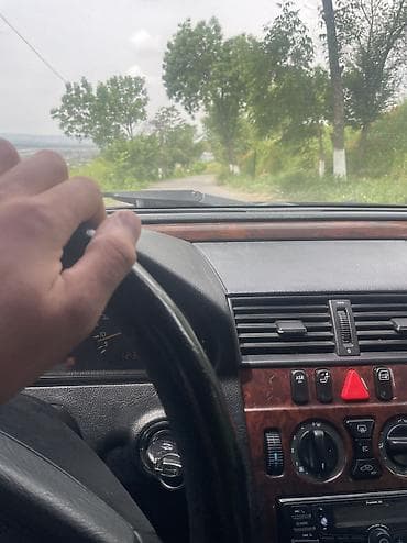 v class: Mercedes-Benz C-Class: 1997 г., 3.2 л, Автомат, Бензин, Седан — 2