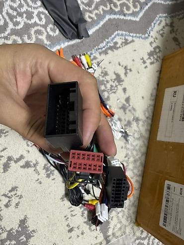 teyes cc3 464: Мультимедийная магнитола на Android с передней панелью и воздуховодами — 4