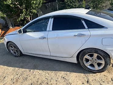 багажник на гольф 2: Hyundai Sonata: 2011 г., 2 л, Автомат, Газ, Седан — 2
