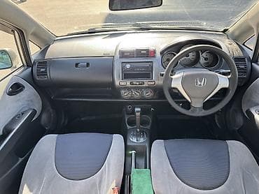 тико 2: Honda Fit: 2002 г., 1.5 л, Вариатор, Бензин, Хетчбек — 7