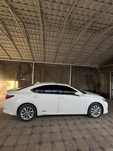 ls 400: Lexus ES: 2015 г., 2.5 л, Вариатор, Гибрид, Седан — 8
