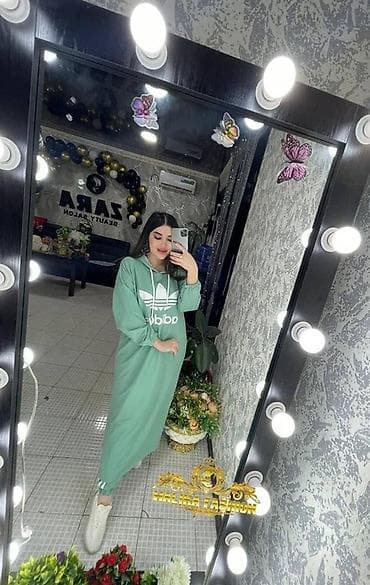 тедди толстовка: Спортивное платье-худи с логотипом Adidas (стиль Trefoil) - Свободный — 4