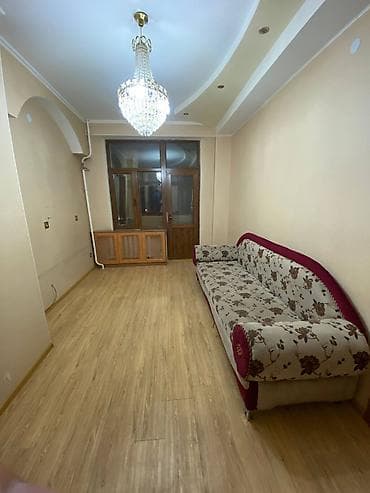 Батирлер: 2 бөлмө, Менчик ээси, Чогуу жашоо менен, Толугу менен эмереги бар — 4