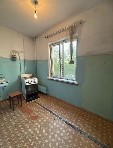 105: 1 комната, 35 м², 105 серия, 3 этаж, Старый ремонт — 4