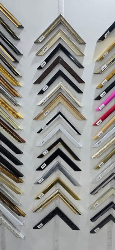 зеркала для студии: В наличии Зеркало с темно-коричневой рамой, рамка ПВХ Ширина рамки — 6