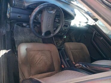 срочно в связи с переездом: Audi S4: 1993 г., 2 л, Механика, Газ, Седан — 6