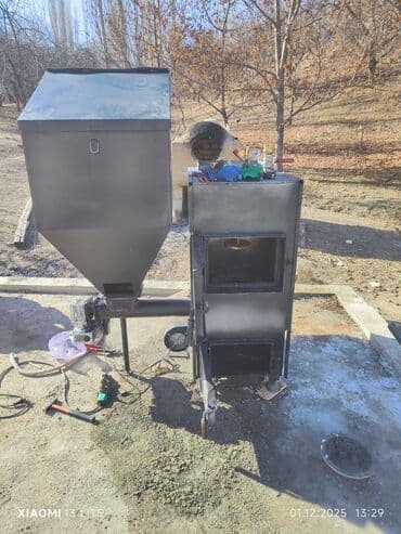 односпальные кровати с ящиками бишкек: Металлические ворота и художественная ковка под заказ - Изготовление — 1