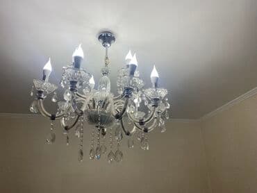 купить люстру в зал: Элегантная люстра с восемью рожками, выполненная в классическом стиле — 3