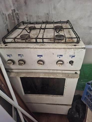 тез арада: Газовая плита с духовкой, напольная, классическая. Характеристики: - — 3