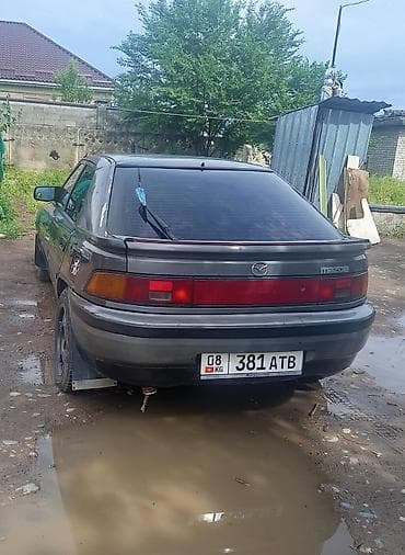 коса е34: Mazda 323: 1989 г., Хэтчбэк — 4