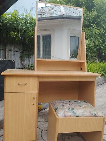 комоды с зеркалом: Спальный гарнитур, Б/у, ДСП, цвет - Бежевый — 4