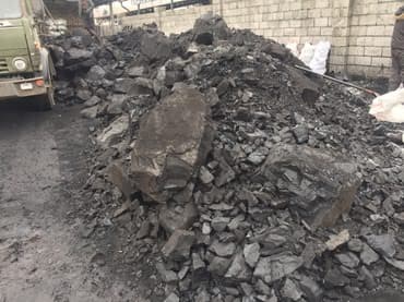 Продаю уголь Кара Кече (Беш-Сары). Мешок 300сом(. ). Адрес : Старый