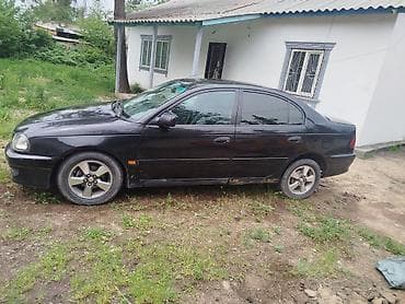 toyota corolla 2021: Toyota Avensis: 1999 г., 1.6 л, Механика, Бензин, Седан — 2