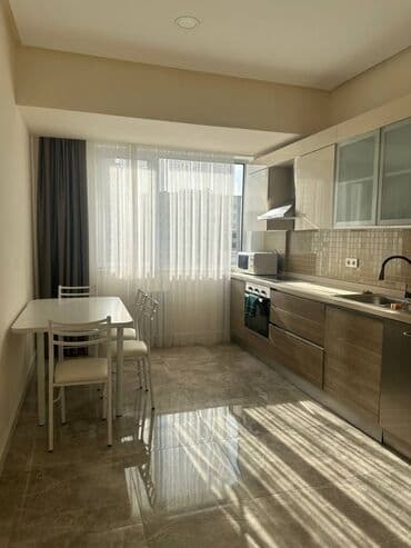 аренда дом в караколе с большим залом: 2 комнаты — 4