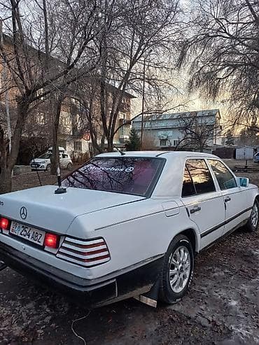 машина мерс с: Mercedes-Benz E-Class: 1988 г., 2 л, Ручные, Бензин, Седан — 4