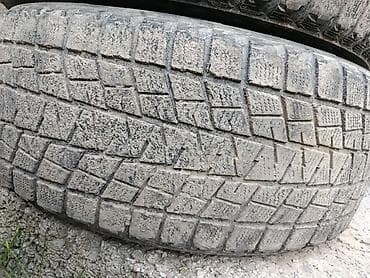 Транспорт: Шиналар 235 / 60 / R 17, Кыш, Колдонулган, Комплект, Жол тандабастар (АТ/МТ), Жапония, Bridgestone — 4