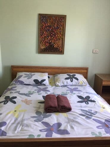 дом двух этажный: 1 комната, Душевая кабина, Постельное белье, Кондиционер — 1