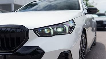 BMW 5 series: 2024 г., 2 л, Автомат, Бензин, Седан — 5