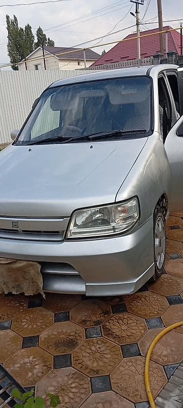 Nissan Cube: 2000 г., Автомат, Бензин, Минивэн — 1
