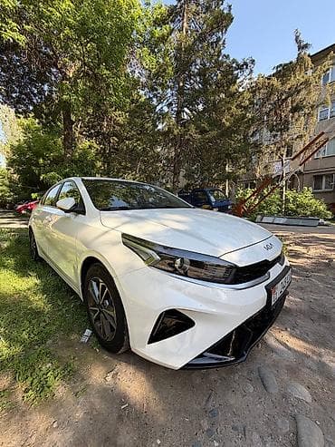 жушили 06: Kia Cerato: 2022 г., 1.6 л, Автомат, Бензин, Седан — 2