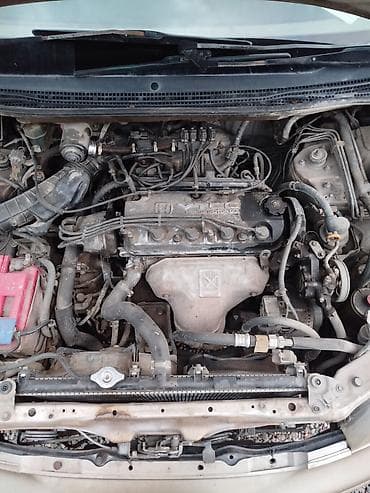 одесей: Honda Odyssey: 1999 г., Газ — 5