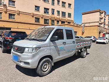 Транспорт: Пикап/лёгкий грузовик Wuling Rongguang с двойной кабиной, 2021 г., 1,8 — 3