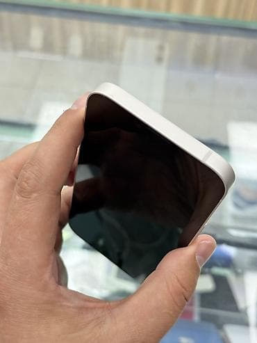 poco 7: IPhone 13, Б/у, 256 ГБ, Белый, Защитное стекло, Чехол, 100 % — 7