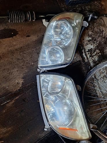 Комплект передних фар Toyota Б/у, Оригинал, США