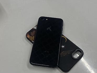 IPhone SE 2020, Б/у, 128 ГБ, Черный, Чехол, 70 %