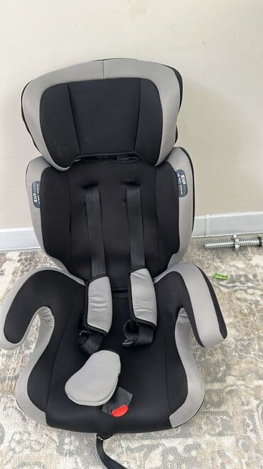 Линолеум: Автокресло, түсү - Кара, Колдонулган — 3