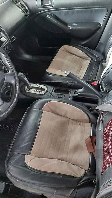 хундай аванте 1: Honda Civic: 2004 г., 1.5 л, Бензин, Седан — 4