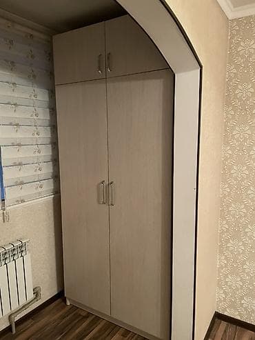 тамчы комната: 42 м², Эмереги менен — 3
