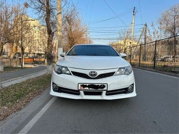 срочно продам авто в связи с переездом: Toyota Camry: 2012 г., 2.5 л, Автомат, Бензиновая, Седан — 2