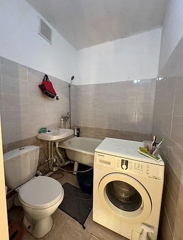 105: 1 комната, 33 м², Средний Джал 105 серия, 4 этаж, Косметический ремонт — 3