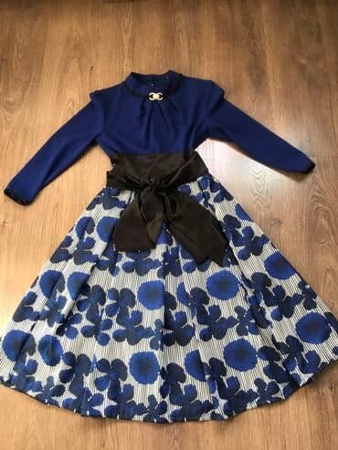 распродажа платьев больших размеров: Продаю платья. Размер 44-46. На первом фото платье, надевала 1 раз — 1