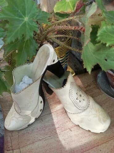 обувь зима: Сабо из натуральной кожи. Турция. 39 размер — 2