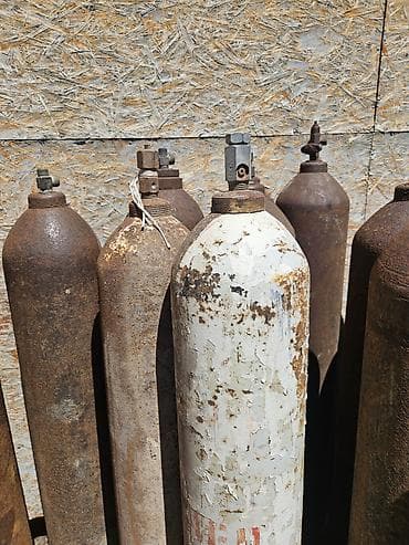 аргонный газ: Баллоны ацетиленовые — 1