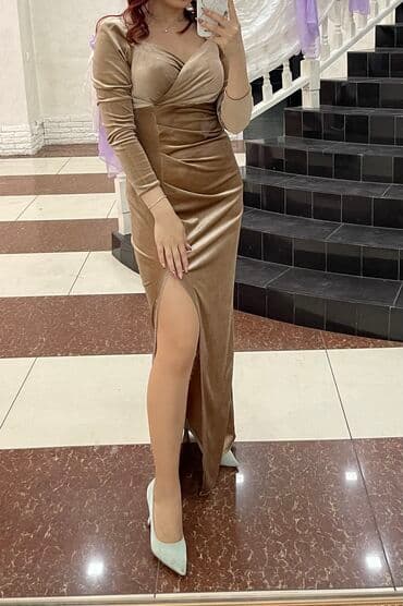 Вечерние платья