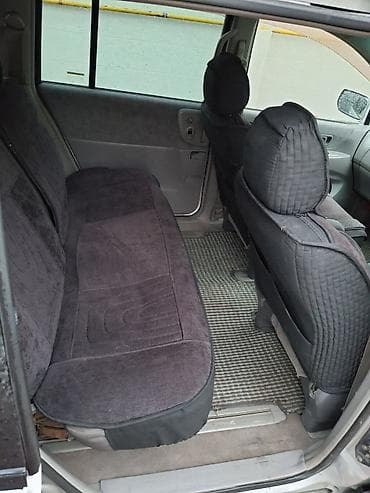 Nissan Liberty: 2000 г., 2 л, Автомат, Газ, Вэн/Минивэн — 6