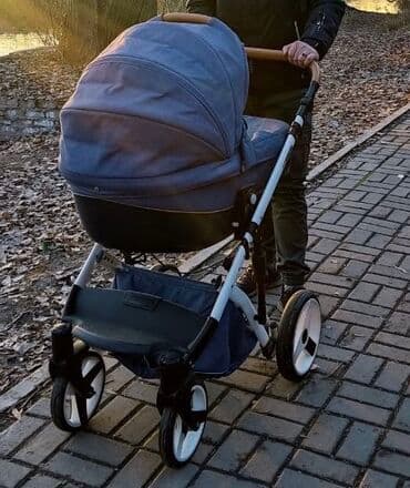 бутылка детская: Коляска, цвет - Голубой, Б/у — 1