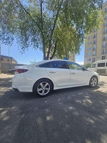 114: Hyundai Sonata: 2018 г., 2 л, Бензин — 7
