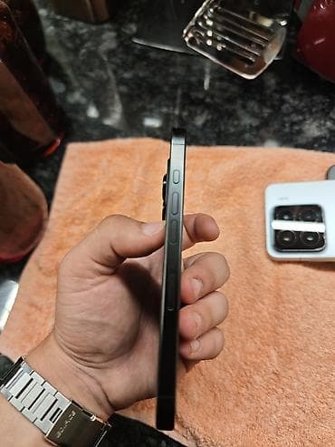 буушный айфон: IPhone 16 Pro, Б/у, 128 ГБ, Black Titanium, 87 % — 5