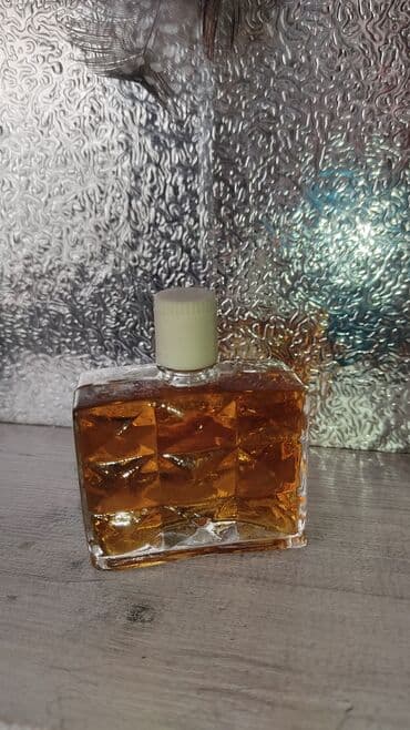 ящик для фрукты: 1)Парфюм Императрица 3-(100ml). -500с 2)Ange demon cekret- 450c 3) — 8